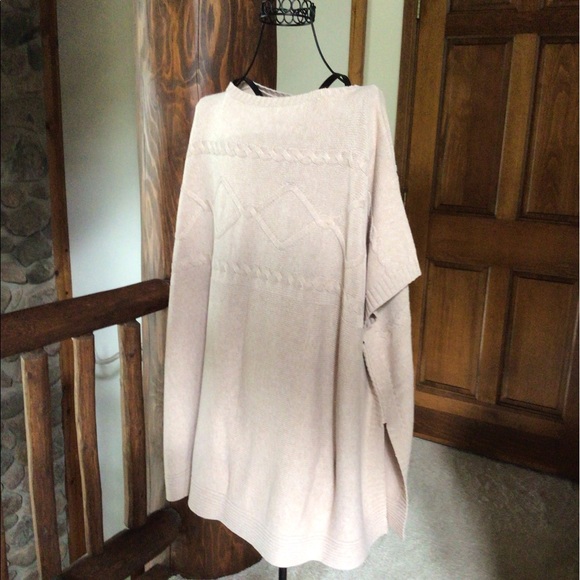 Chaps Poncho, S/M oatmeal - Picture 2 of 5